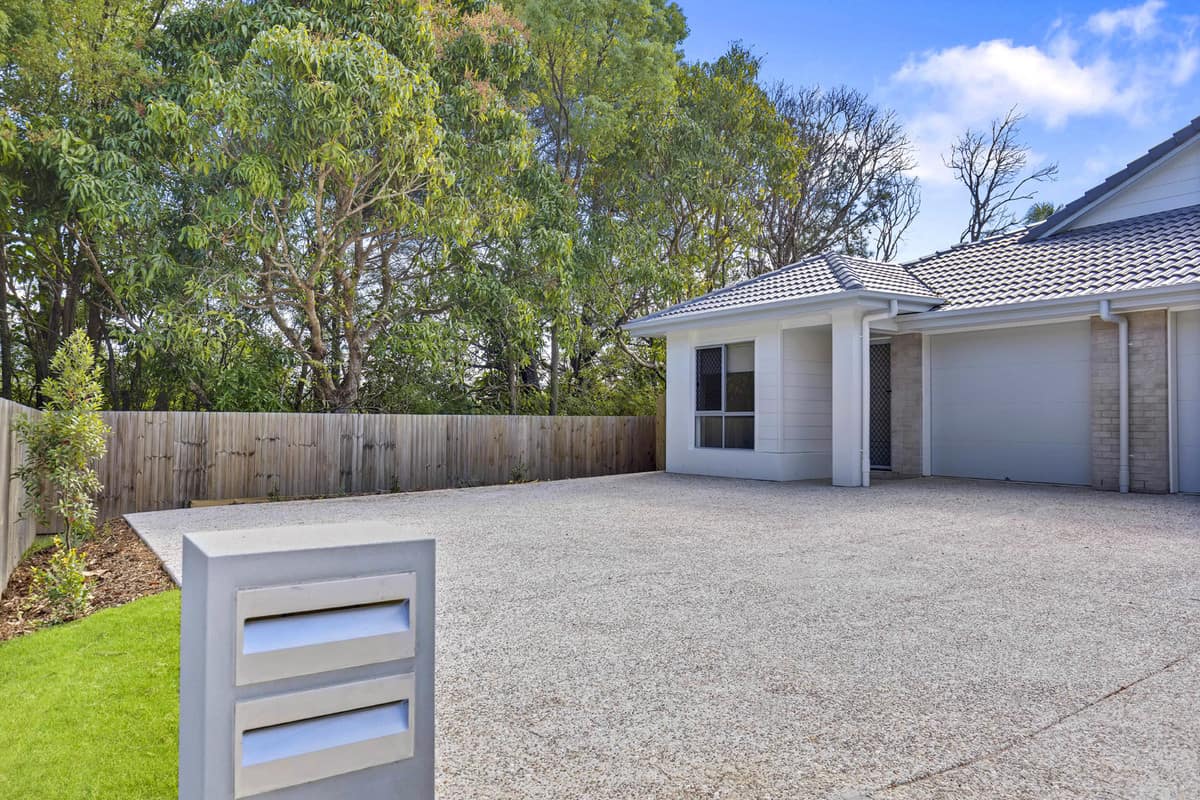 Views and privacy in Central Nambour
