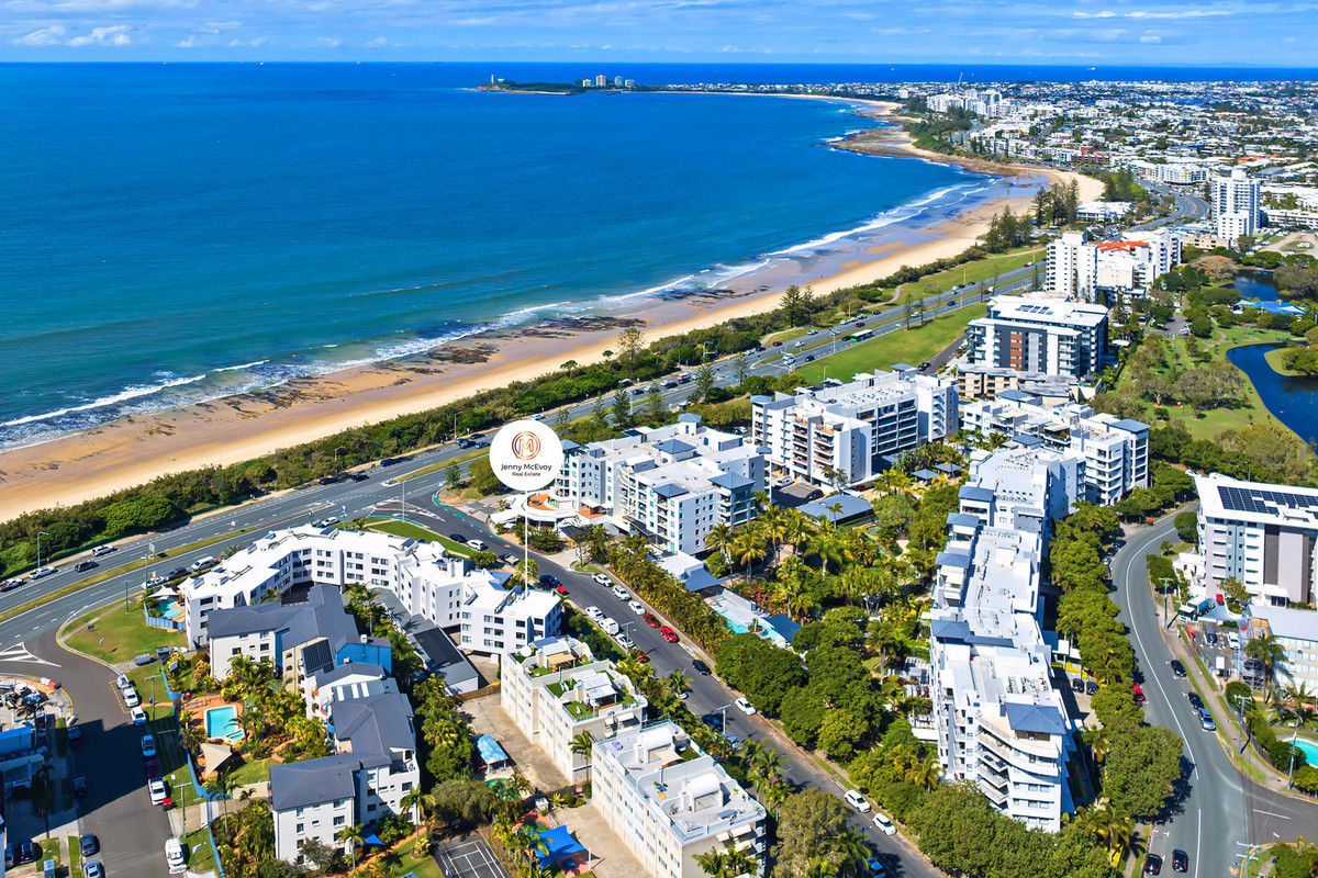Rare Corner Penthouse &#8211; Private Rooftop Sanctuary with Endless Ocean Views &#8211; Steps to Alexandra Headland Beach
