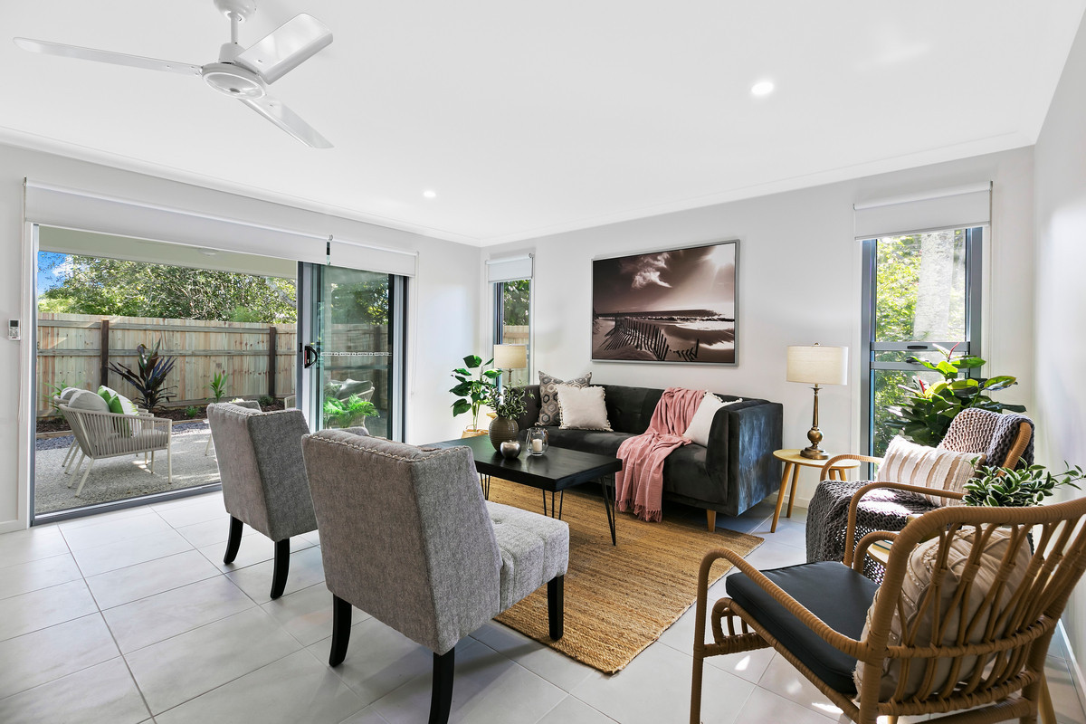 Sorry this Property is now Leased by Jenny McEvoy Real Estate &#8211; Spacious house size duplex in brilliant established position near hospital